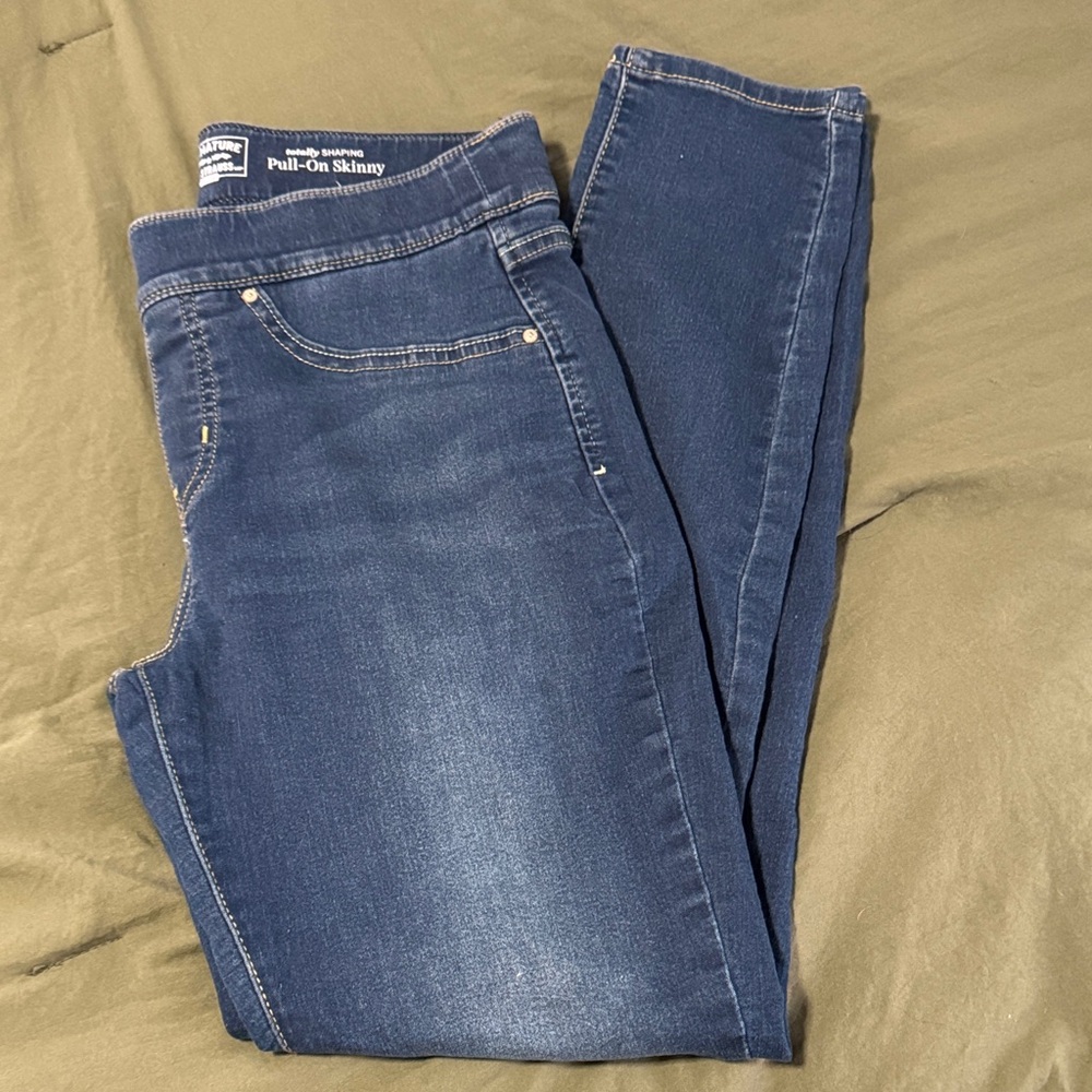 Signature by Levi Strauss Dark Blue Skinny Jeans